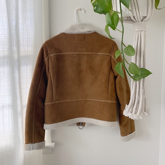 Fleece lined, suede jacket. - Picture 4 of 4